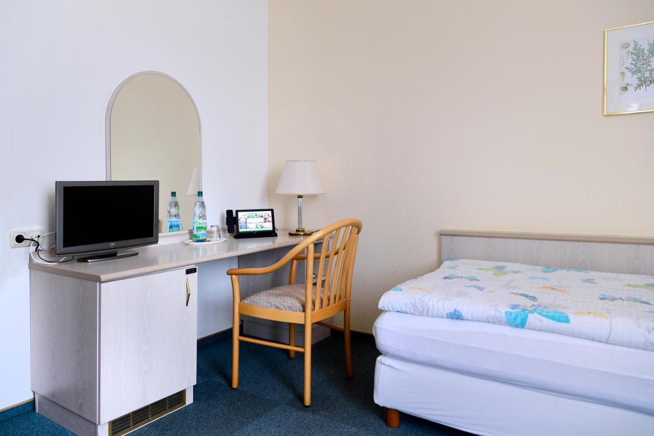 Hotel Im Kraeutergarten Cursdorf Bagian luar foto